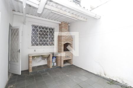 Casa à venda com 130m², 2 quartos e 2 vagasChurrasqueira
