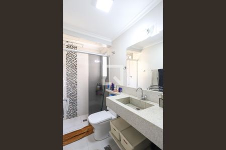 Apartamento à venda com 70m², 2 quartos e 1 vaga Apartamento à venda com 70m², 2 quartos e 1 vagaBanheiro