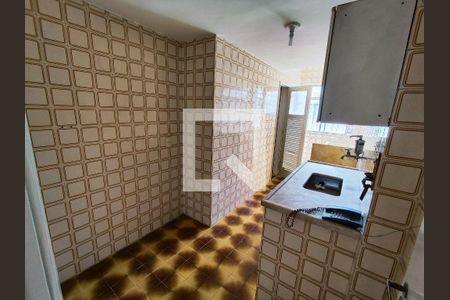 Apartamento à venda com 56m², 2 quartos e 1 vaga Apartamento à venda com 56m², 2 quartos e 1 vagaCozinha