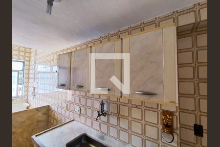 Apartamento à venda com 56m², 2 quartos e 1 vaga Apartamento à venda com 56m², 2 quartos e 1 vagaCozinha - Armários