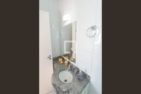 Casa à venda com 404m², 3 quartos e 5 vagas Casa à venda com 404m², 3 quartos e 5 vagasBanheiro da Suíte 1