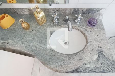 Casa à venda com 404m², 3 quartos e 5 vagas Casa à venda com 404m², 3 quartos e 5 vagasBanheiro da Suíte 1