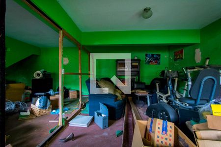 Casa à venda com 546m², 3 quartos e 6 vagas Casa à venda com 546m², 3 quartos e 6 vagasPorão