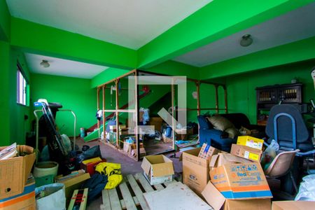 Casa à venda com 546m², 3 quartos e 6 vagas Casa à venda com 546m², 3 quartos e 6 vagasPorão