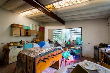 Casa à venda com 546m², 3 quartos e 6 vagas Casa à venda com 546m², 3 quartos e 6 vagasSalão