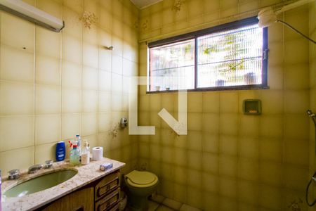 Casa à venda com 546m², 3 quartos e 6 vagas Casa à venda com 546m², 3 quartos e 6 vagasBanheiro social