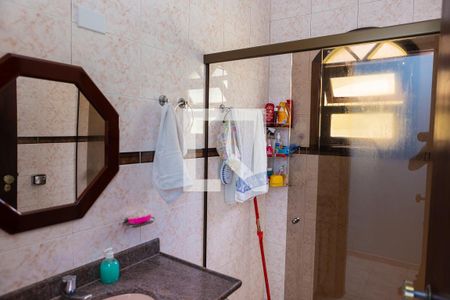 Casa à venda com 175m², 3 quartos e 4 vagas Casa à venda com 175m², 3 quartos e 4 vagasBanheiro