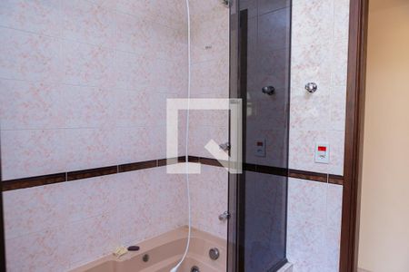 Casa à venda com 175m², 3 quartos e 4 vagas Casa à venda com 175m², 3 quartos e 4 vagasBanheiro Quarto 3