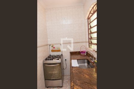 Casa à venda com 175m², 3 quartos e 4 vagas Casa à venda com 175m², 3 quartos e 4 vagasCozinha