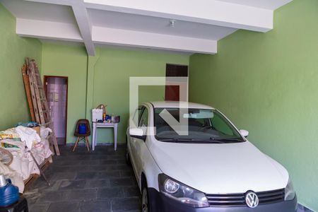 Casa à venda com 175m², 3 quartos e 4 vagas Casa à venda com 175m², 3 quartos e 4 vagasGaragem