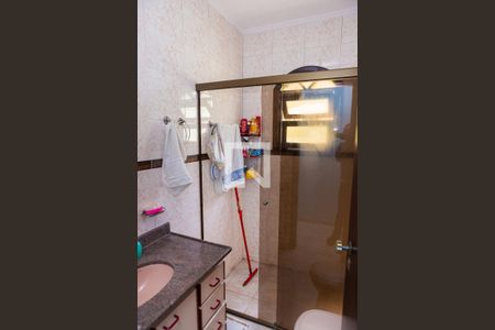 Casa à venda com 175m², 3 quartos e 4 vagas Casa à venda com 175m², 3 quartos e 4 vagasBanheiro