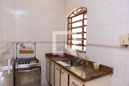 Casa à venda com 175m², 3 quartos e 4 vagas Casa à venda com 175m², 3 quartos e 4 vagasCozinha