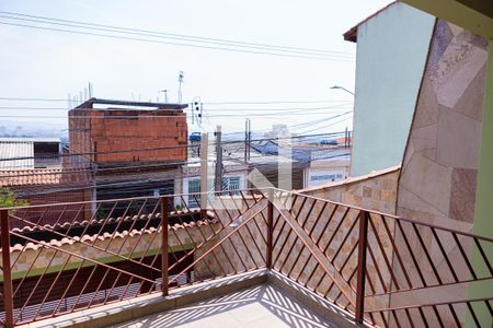 Casa à venda com 175m², 3 quartos e 4 vagas Casa à venda com 175m², 3 quartos e 4 vagasCobertura