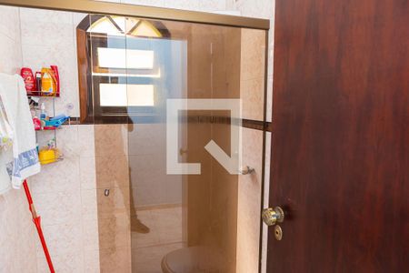 Casa à venda com 175m², 3 quartos e 4 vagas Casa à venda com 175m², 3 quartos e 4 vagasBanheiro