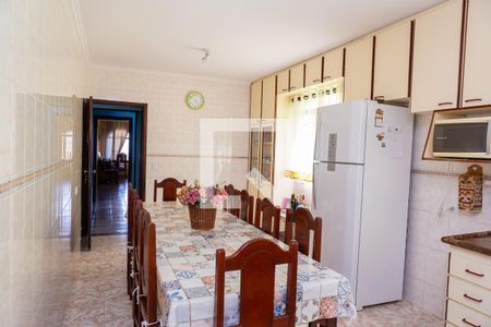 Casa à venda com 175m², 3 quartos e 4 vagas Casa à venda com 175m², 3 quartos e 4 vagasCozinha