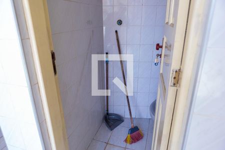 Casa à venda com 175m², 3 quartos e 4 vagas Casa à venda com 175m², 3 quartos e 4 vagasBanheiro da Área de Serviço