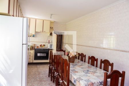 Casa à venda com 175m², 3 quartos e 4 vagas Casa à venda com 175m², 3 quartos e 4 vagasCozinha