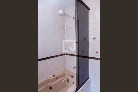 Casa à venda com 175m², 3 quartos e 4 vagas Casa à venda com 175m², 3 quartos e 4 vagasBanheiro Quarto 3