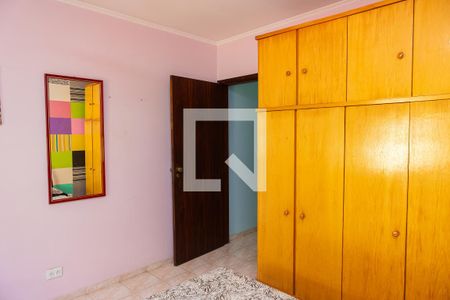 Casa à venda com 175m², 3 quartos e 4 vagas Casa à venda com 175m², 3 quartos e 4 vagasQuarto 1