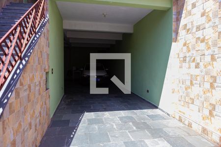 Casa à venda com 175m², 3 quartos e 4 vagas Casa à venda com 175m², 3 quartos e 4 vagasDespensa da Garagem