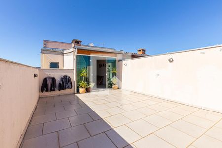 Apartamento à venda com 134m², 2 quartos e 2 vagasCobertura