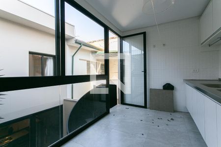 Casa à venda com 170m², 3 quartos e 2 vagas Casa à venda com 170m², 3 quartos e 2 vagasÁrea de Serviço