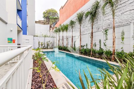 Apartamento à venda com 37m², 2 quartos e sem vagaPiscina