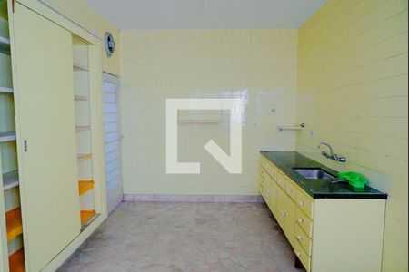 Casa à venda com 160m², 5 quartos e 2 vagasCozinha