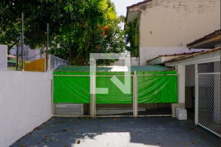 Casa à venda com 160m², 5 quartos e 2 vagasFrente da Casa