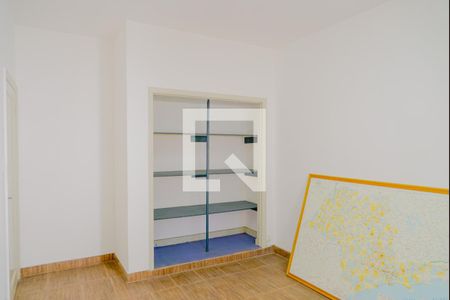 Casa à venda com 160m², 5 quartos e 2 vagasQuarto 3