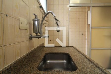 Apartamento à venda com 55m², 2 quartos e 1 vagaCozinha e Área de Serviço