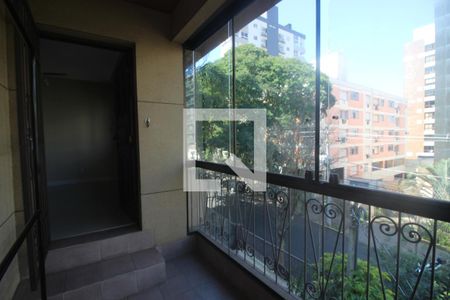 Casa à venda com 465m², 5 quartos e 3 vagas Casa à venda com 465m², 5 quartos e 3 vagasSacada da suuíte