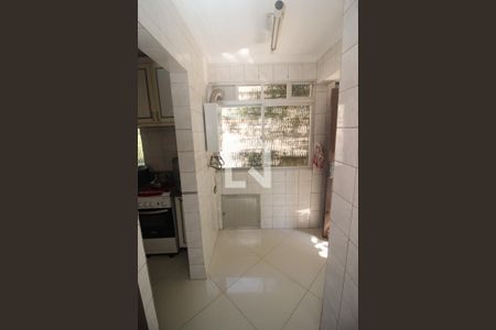 Casa à venda com 465m², 5 quartos e 3 vagas Casa à venda com 465m², 5 quartos e 3 vagasÁrea de Serviço 1
