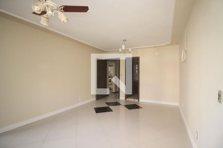 Casa à venda com 465m², 5 quartos e 3 vagas Casa à venda com 465m², 5 quartos e 3 vagasQuarto Suíte