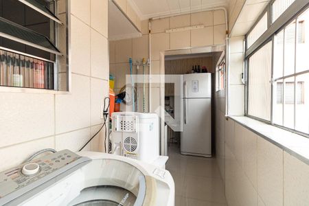 Apartamento à venda com 58m², 3 quartos e 1 vaga Apartamento à venda com 58m², 3 quartos e 1 vagaLavanderia