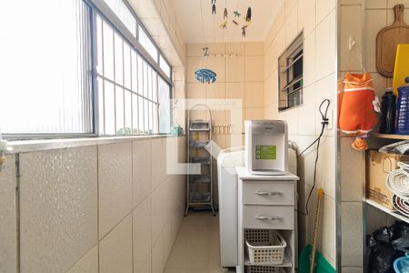 Apartamento à venda com 58m², 3 quartos e 1 vaga Apartamento à venda com 58m², 3 quartos e 1 vagaLavanderia