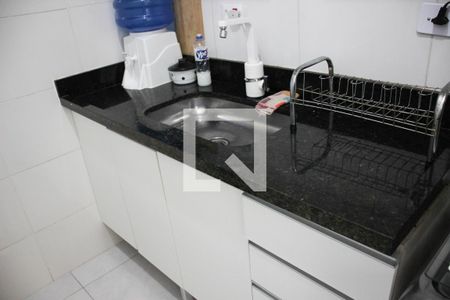 Casa de condomínio à venda com 41m², 2 quartos e 1 vaga Casa de condomínio à venda com 41m², 2 quartos e 1 vagaCozinha