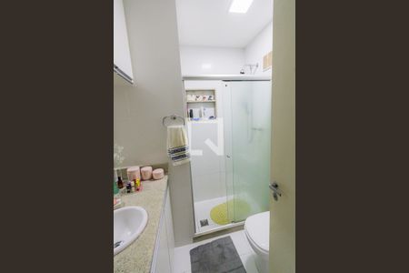 Apartamento à venda com 92m², 3 quartos e 1 vaga Apartamento à venda com 92m², 3 quartos e 1 vagaBanheiro da Suíte