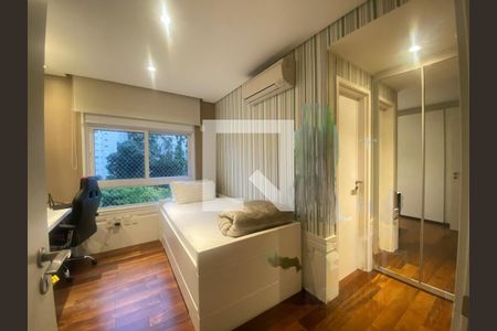 Apartamento à venda com 275m², 3 quartos e 5 vagas