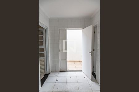 Casa à venda com 300m², 3 quartos e 4 vagas Casa à venda com 300m², 3 quartos e 4 vagasÁrea de serviço