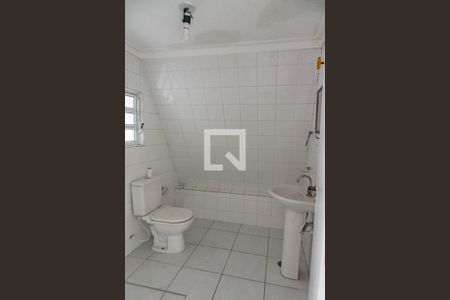 Casa à venda com 300m², 3 quartos e 4 vagas Casa à venda com 300m², 3 quartos e 4 vagasBanheiro