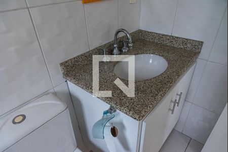 Casa à venda com 300m², 3 quartos e 4 vagas Casa à venda com 300m², 3 quartos e 4 vagasBanheiro da suíte 2