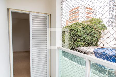 Casa à venda com 300m², 3 quartos e 4 vagas Casa à venda com 300m², 3 quartos e 4 vagasVaranda da suíte 3