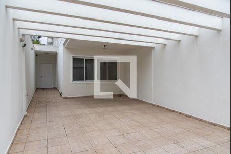 Casa à venda com 300m², 3 quartos e 4 vagas Casa à venda com 300m², 3 quartos e 4 vagasGaragem