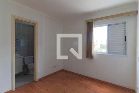 Apartamento para alugar com 101m², 3 quartos e 2 vagas Apartamento para alugar com 101m², 3 quartos e 2 vagasSuíte