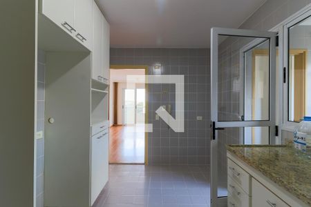 Apartamento para alugar com 101m², 3 quartos e 2 vagas Apartamento para alugar com 101m², 3 quartos e 2 vagasCozinha