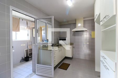 Apartamento para alugar com 101m², 3 quartos e 2 vagas Apartamento para alugar com 101m², 3 quartos e 2 vagasCozinha
