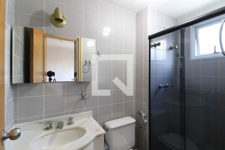 Apartamento para alugar com 101m², 3 quartos e 2 vagas Apartamento para alugar com 101m², 3 quartos e 2 vagasBanheiro da Suíte