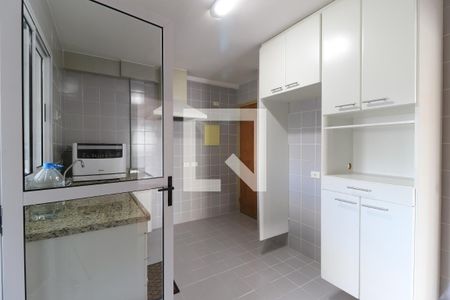 Apartamento para alugar com 101m², 3 quartos e 2 vagas Apartamento para alugar com 101m², 3 quartos e 2 vagasCozinha