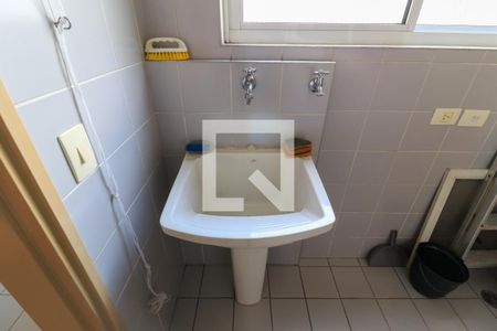 Apartamento para alugar com 101m², 3 quartos e 2 vagas Apartamento para alugar com 101m², 3 quartos e 2 vagasÁrea de Serviço